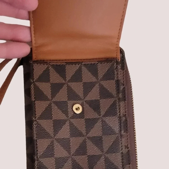 CROSS body purse - Picture 3 of 5